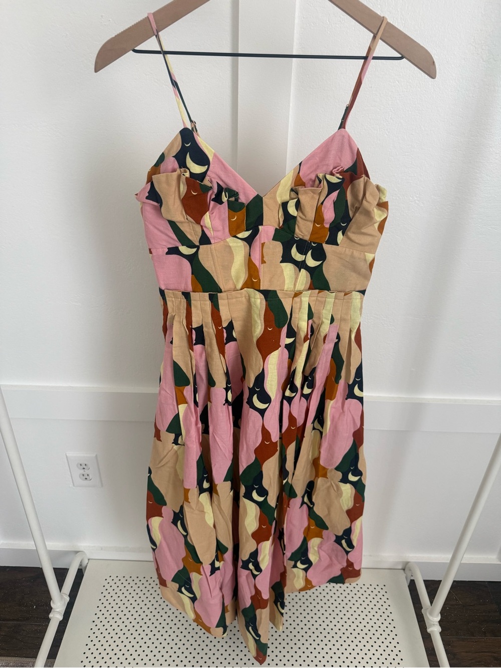 Farm Rio The Kiss Multicolor Sleeveless Midi Dress